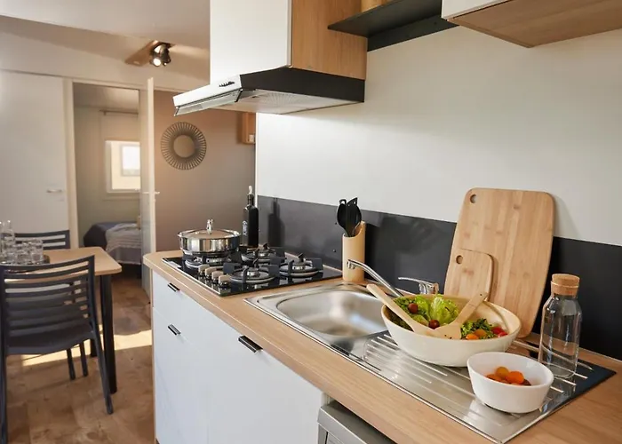 Kamp alanı Les Ondines *