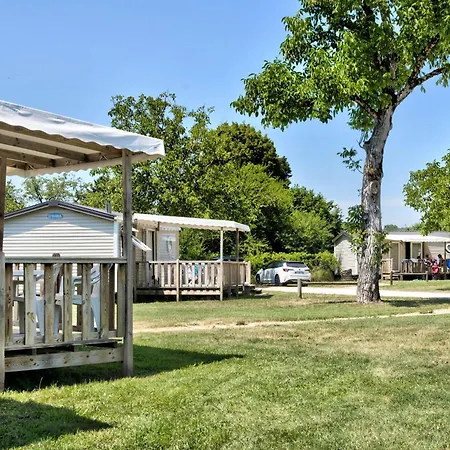 Domaine Residentiel De Plein Air Les Ondines Campsite *