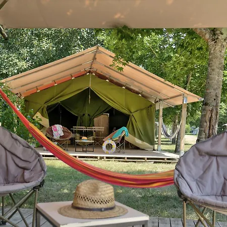 Campsite Domaine Residentiel De Plein Air Les Ondines *