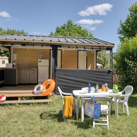 Campsite Domaine Residentiel De Plein Air Les Ondines