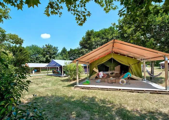 Domaine Résidentiel De Plein Air Les Ondines Camping Souillac