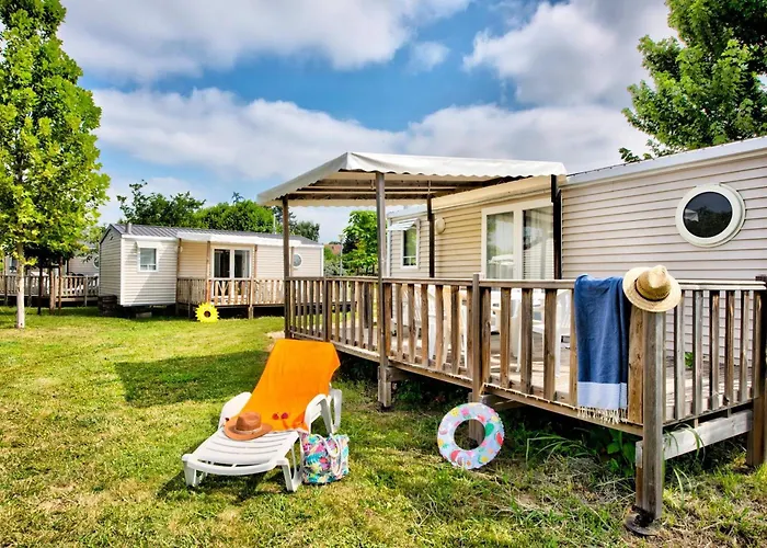 Domaine Résidentiel De Plein Air Les Ondines Camping *